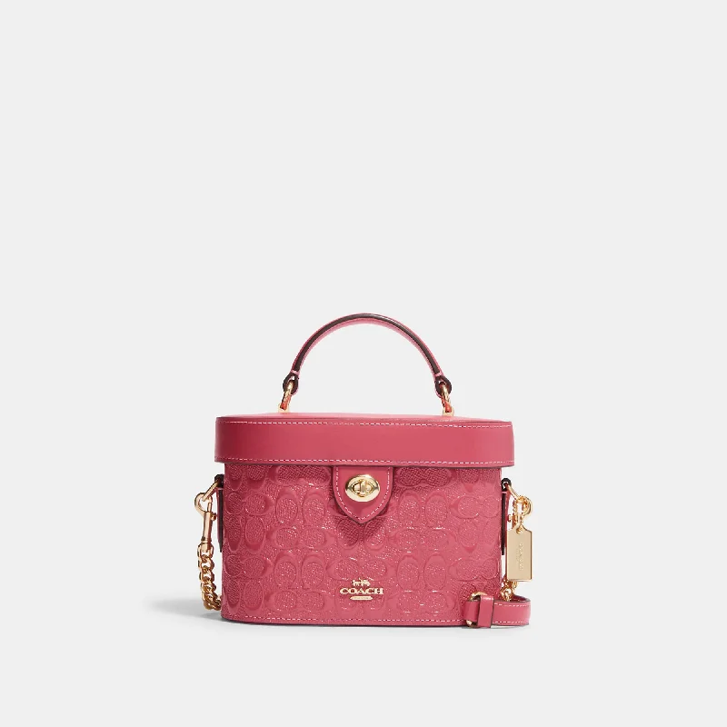 Coach Outlet Kay Crossbody In Signature Leather