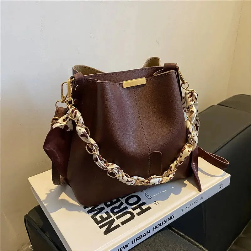 M475 Elegant Chain Tote Bucket Bag 2022 New High-quality Pu Leather Women's Designer Handbag Travel Shoulder Messenger Bags