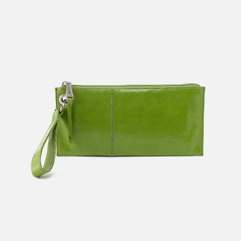 Vida Wristlet in Polished Leather - Garden Green